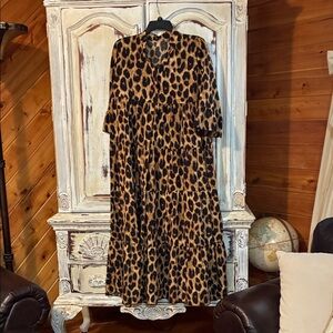 Chic Animal Print Long Dress